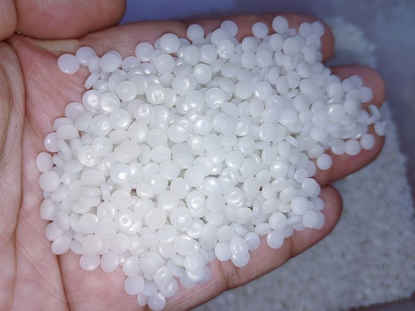 芜湖中空吹膜HDPE再生颗粒